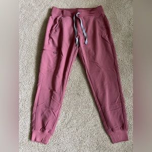 Mauve Figs jogger scrub pants